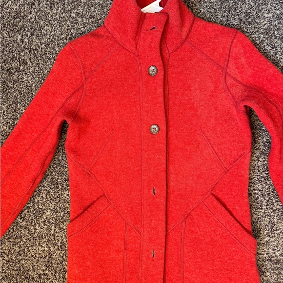 Marmot Womens Button Up Front Fleece Jacket Size XS Vibrant Red 2 Front Pockets - Picture 12 of 12